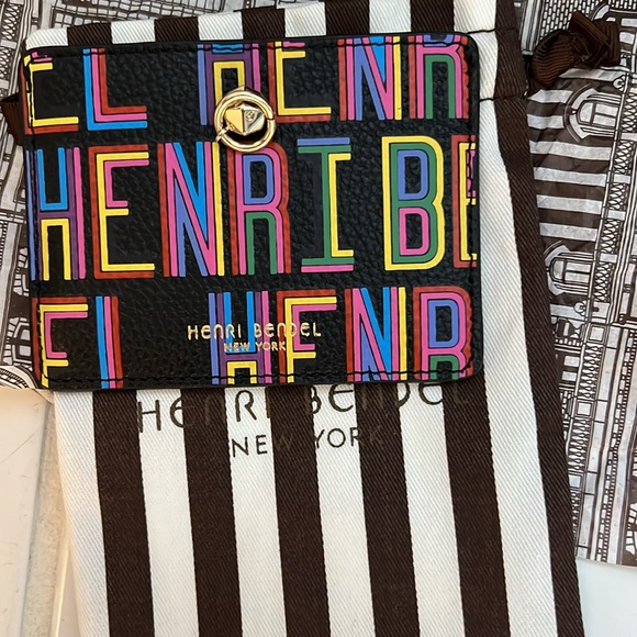 STEVEN WILSON for HENRI BENDEL POP ART TRAVEL COLLECTION - Picture 6 of 11